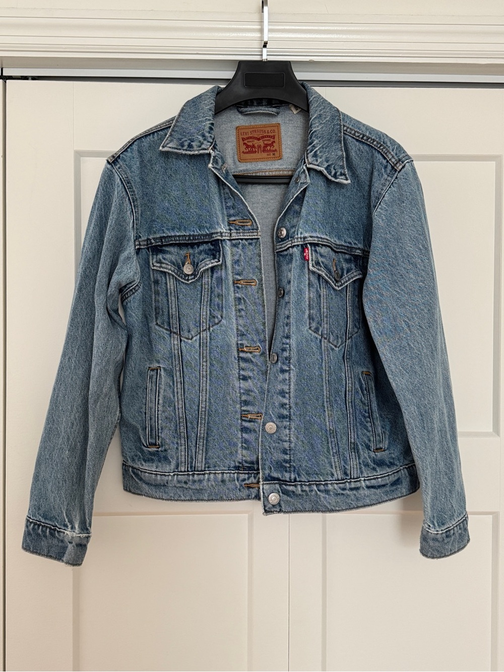 levi's denim jacket